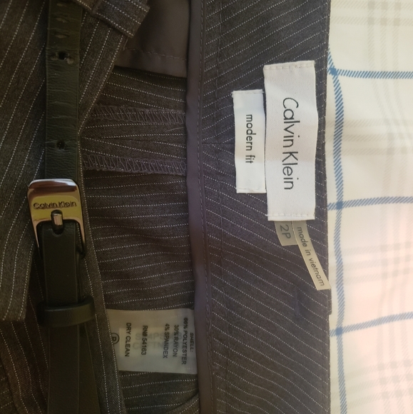 Calvin Klein pants gray stripe pants suit. Jacket size 10P, pants size 2P - Picture 3 of 12